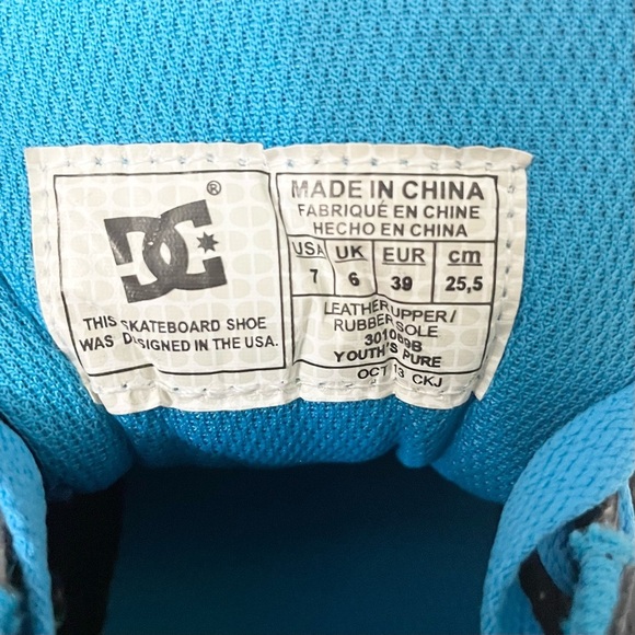 DC Pure Skate Shoes Youth Boys Size 7 - Picture 13 of 16